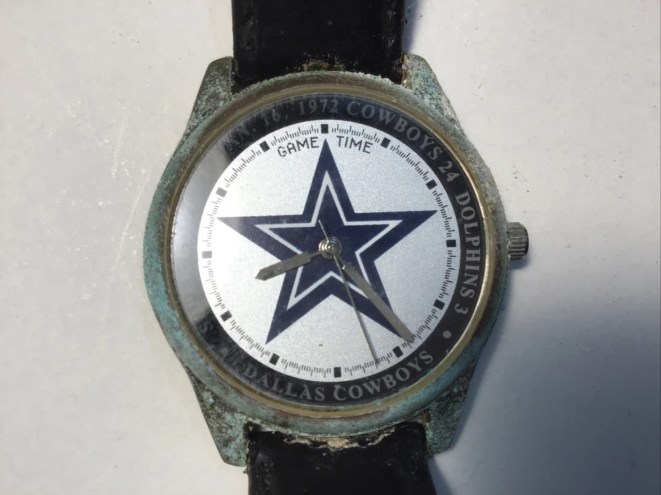 Cowboys Game Time Mens Watch Quartz Analog Japan Movement Silver Tone AS-IS 1972 - Image 2 of 4