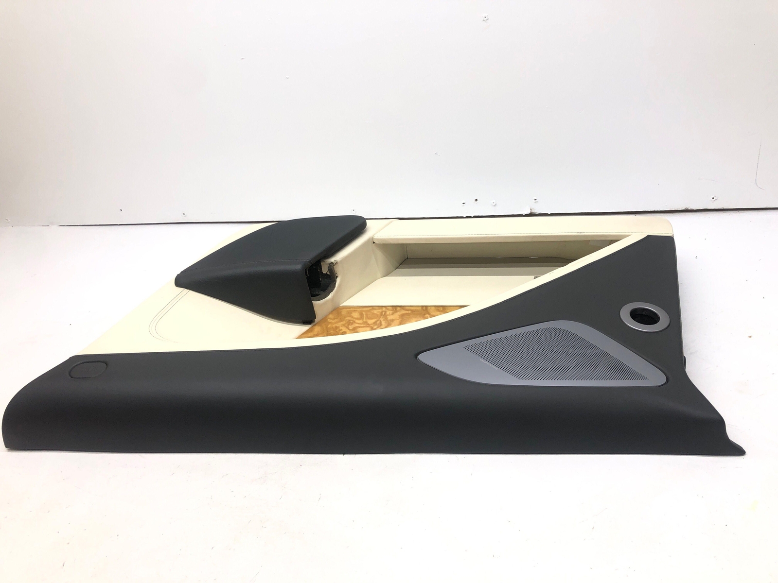 2010-2020 ASTON MARTIN RAPIDE RIGHT FRONT DOOR PANEL TRIM COVER LEATHER OEM