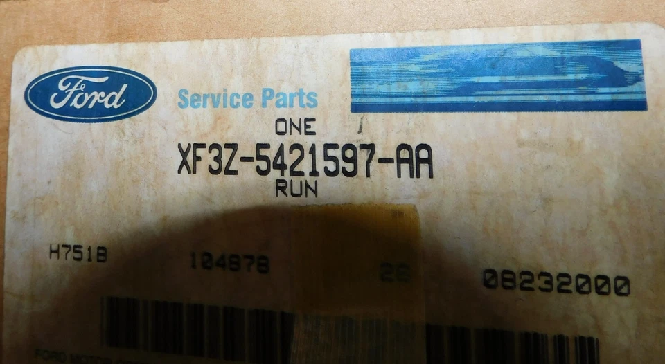 1999-2002 Lincoln Continental NOS LH FRONT DOOR WINDOW GLASS UPPER RUN CHANNEL Foto 3 de 4