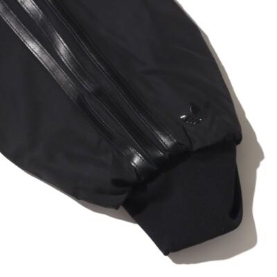 adidas ivy rark トラックジャケットブラック adidas IVY PARK Reversible Track Jacket All Gender Triple Black