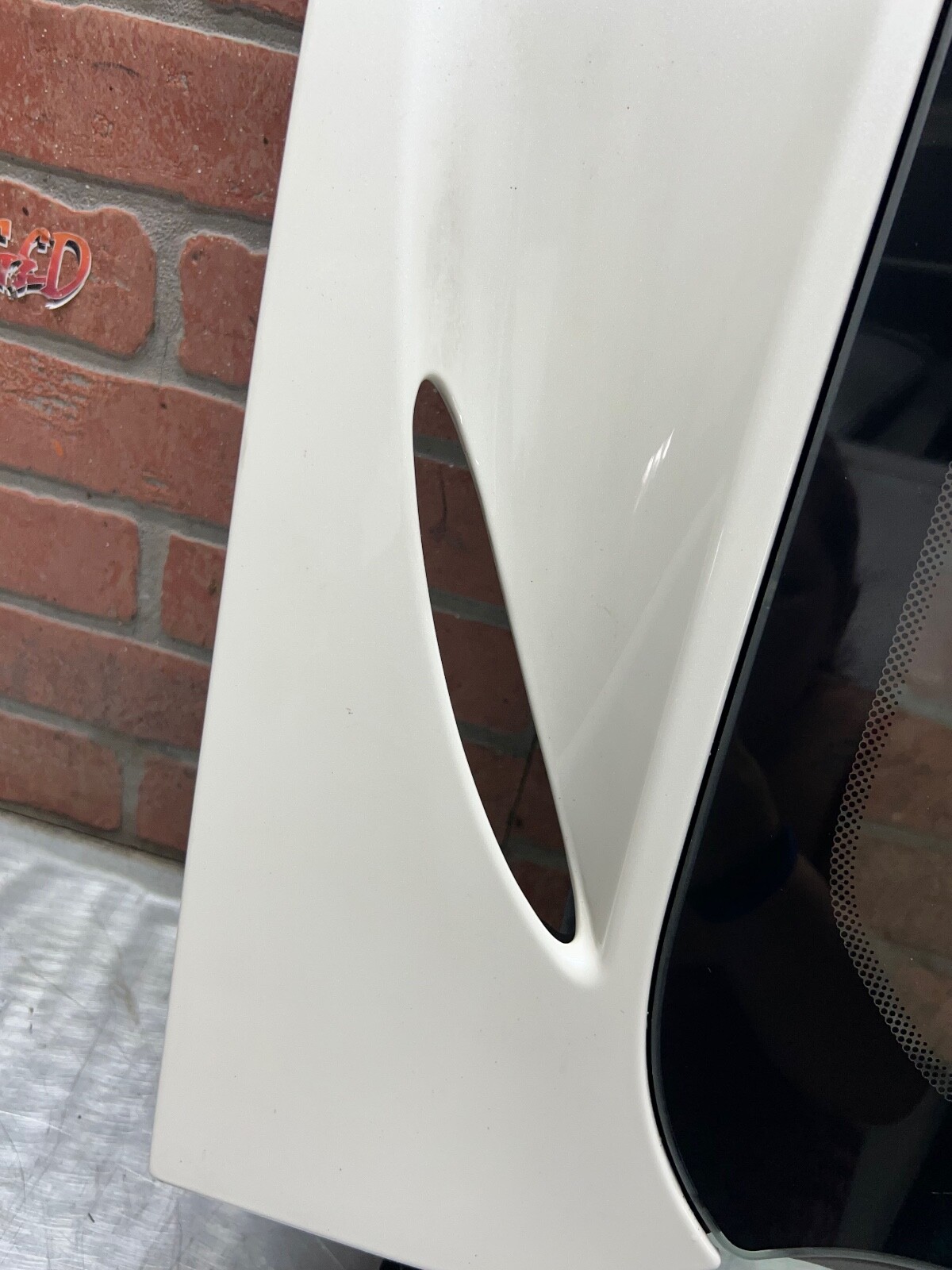 2015 16 17 McLaren 650S Spider Rear Lid Hatch Glass Panel