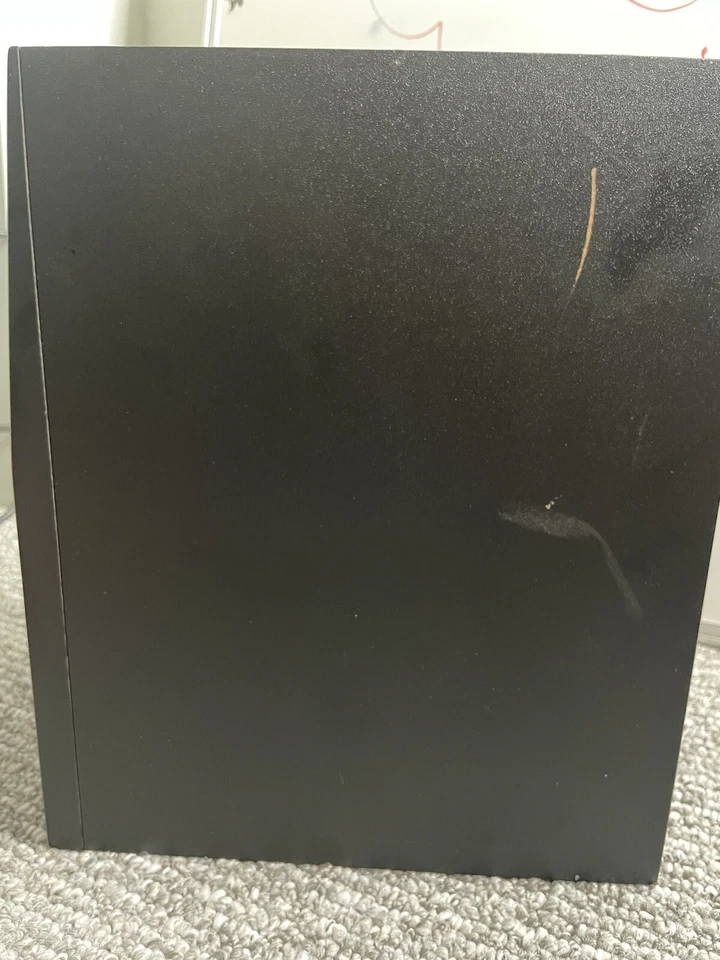 Reparación de monitor de estudio Adam A7X para piezas envío internacional - vendedor de confianza Foto 2 de 4