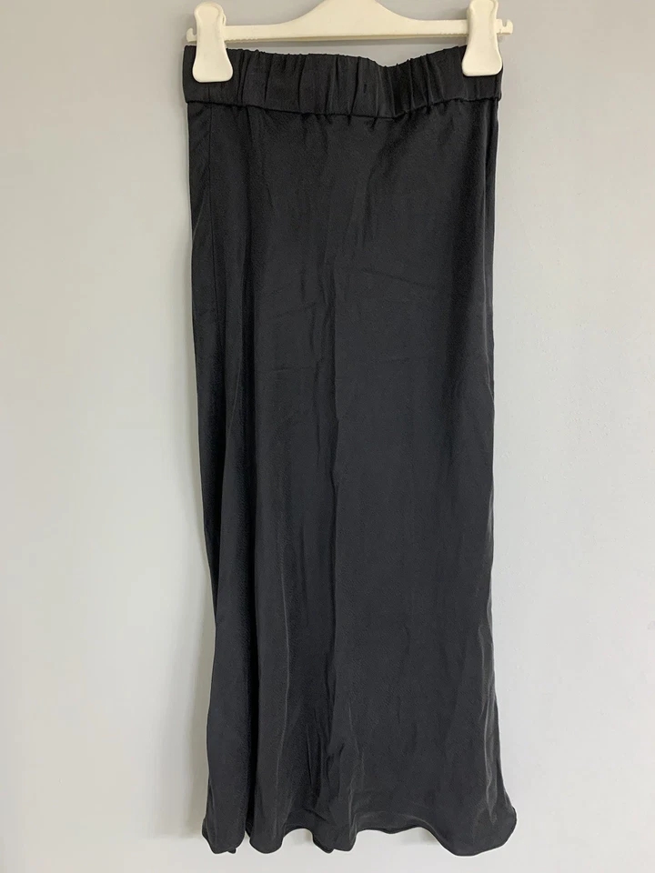 H&M 100% SILK Midi Slip Skirt NWT XS - Image 2 of 4