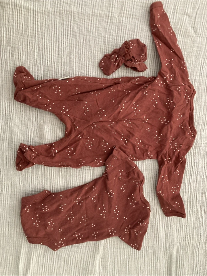 Lote recién nacido Gerber unisex, durmiente, mitones, mono, juego a juego Foto 2 de 2