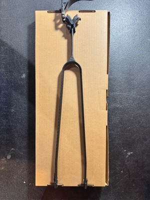 Tailfin carbon Top Stay Pannier Rack System. excellent condition.