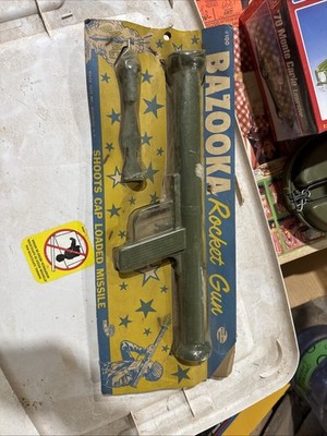 Vintage Toy Bazooka 14'' Plastic Hong Kong Copy of Maco Toys No.100 In Plastic