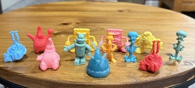 Lot Display Box SpongeBob Square Pants Tiny Mights Blind Box Figures Glow Dark