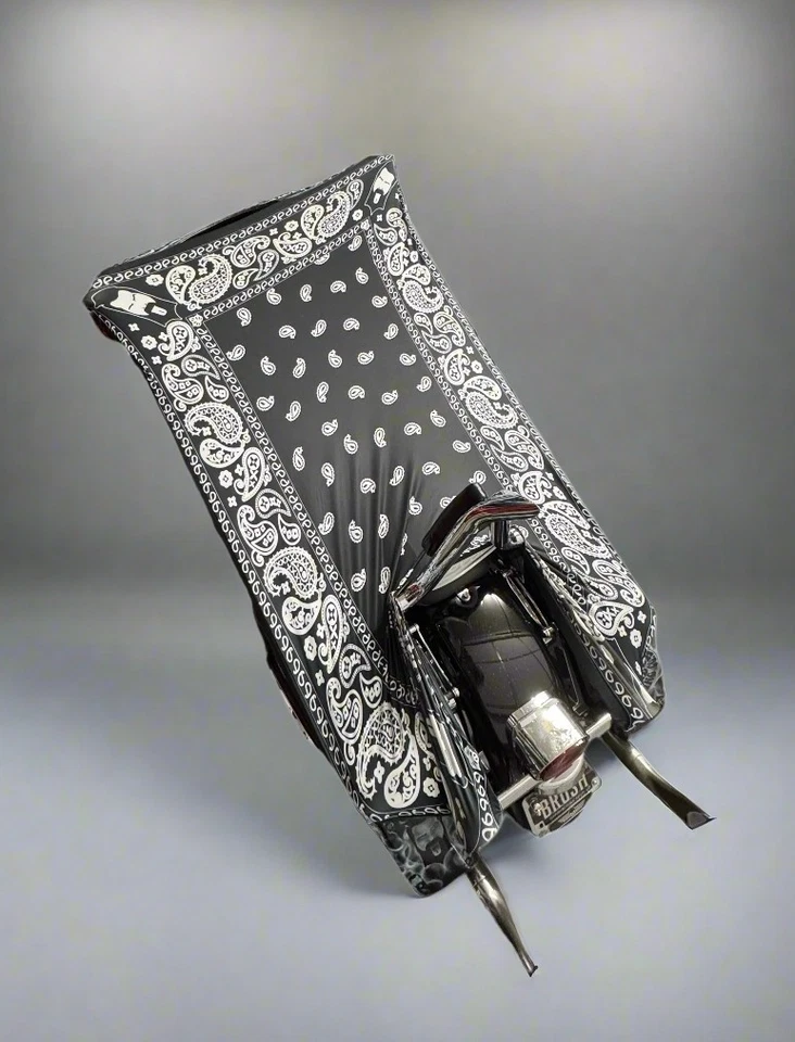 THIGHBRUSH® - LA NOCHE - Funda asiento moto y parasol Foto 4 de 4