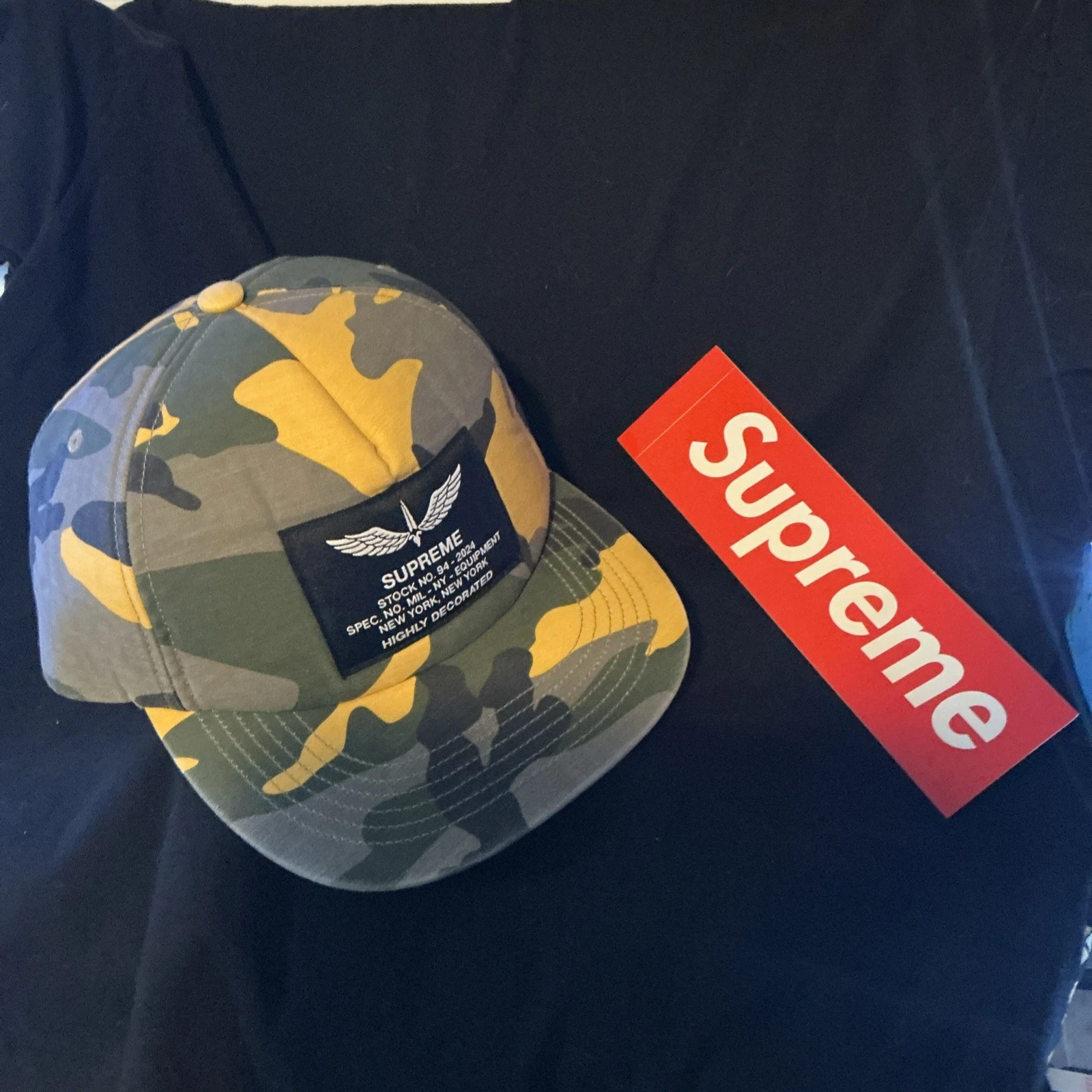 Snapback camouflage jaune Supreme Surplus 5 panneaux SS24 New York 2024 neuf de stock n°94