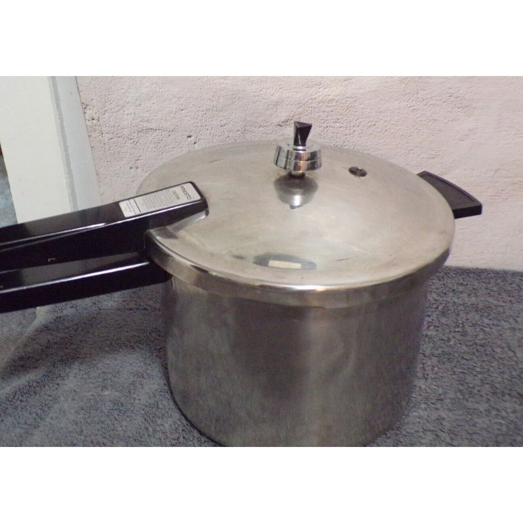 Vintage Presto 4qt. Pressure Cooker 409A With Jiggler Stainless Steel Locking