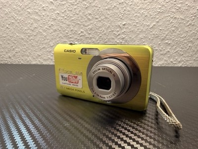 Casio Exilim EX-Z80 8,1MP Digitalkamera Grün 3x Zoom