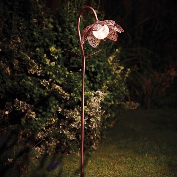 Pretty Damasque Bloom Stake Light Garden Stunning Silhouette Light Solar Powered