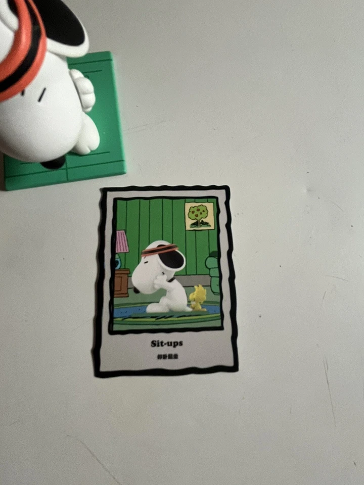 Pop Mart x Snoopy Chill at Home - Minifigura abdominales Foto 2 de 4