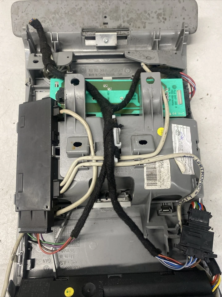 2006 VOLKSWAGEN TOUAREG INTERIOR ROOF LIGHT PANEL 7L0868403 - Image 4 of 4