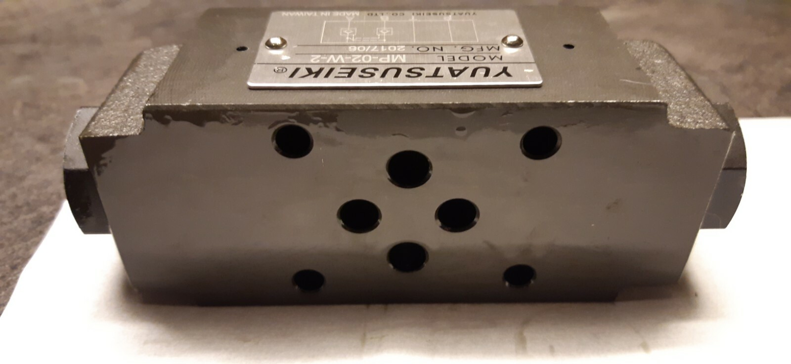 Yuatsuseiki MP02W2 Pilot Operated Check Modular Valve eBay