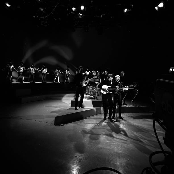 The Shindogs With The Shindig Dancers 1965 Shindig Tv Show Old Photo ...