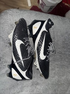 Mambacita Kobe Cleat customs 
