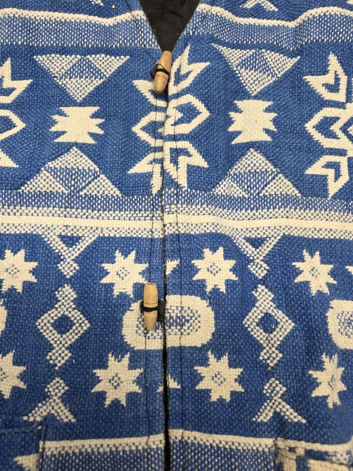 Vintage Embroidered Vest Blue And White Wooden Clasps Sante Fe Hippy 60s Rad - Image 3 of 4