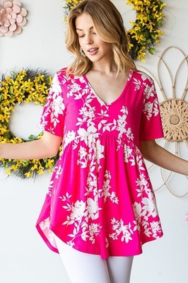 NWOT Heimish Short Sleeve Floral Babydoll V neck size small in pink
