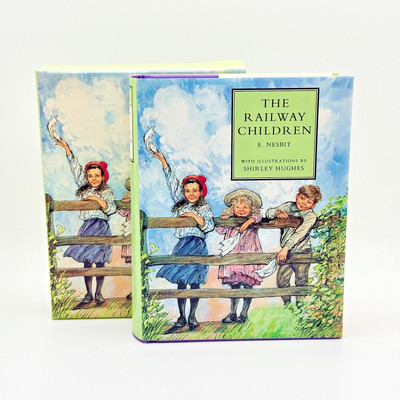 The Railway Children by E. Nesbit - 1994 HC/DJ Slipcase Macmillan Shirley Hughes