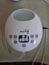 Motif Luna Double Electric Breast Pump Pumping and Breastfeed