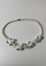 VTG 1991 Avon Child s Lamb Tulip Necklace 15 Faux Pearl