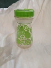Vintage Pyrex Green Lime Juice Mixer Glass Pitcher/Carafe Plastic Pour Lid 24 Oz