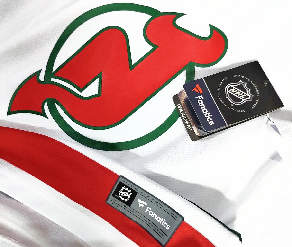 NWT-RETRO-YOUTH-S/M JACK HUGHES NJ DEVILS FANATICS HERITAGE NHL