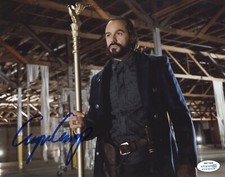 Casper Crump Legends of Tomorrow Autographed Signed 8x10 Photo ACOA