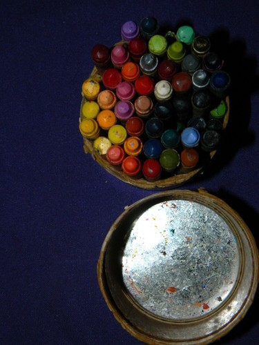 VINTAGE Can Cryola Crayons 48 BRILLIANT COLORS BINNEY & SMITH Set No. 480 - Picture 6 of 6