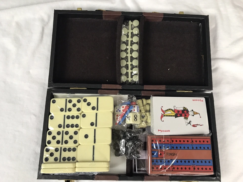 6-in-1 Game Set Dominoes Chess Checkers Cribbage Backgammon Cribbage Deck Cards - Image 2 of 4