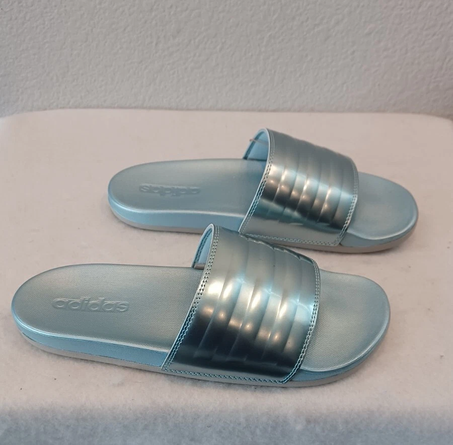 ADIDAS Nuove diapositive comfort da donna Adilette ~ grigio metallizzato Vision (GV9740) taglia 7