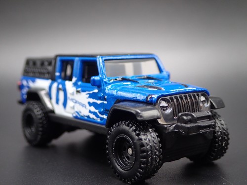 Modelo De Coche A Escala 1:64 JEEP GLADIATOR Pickup Truck JT MOPAR 2020-2025 - Imagen 4 de 7