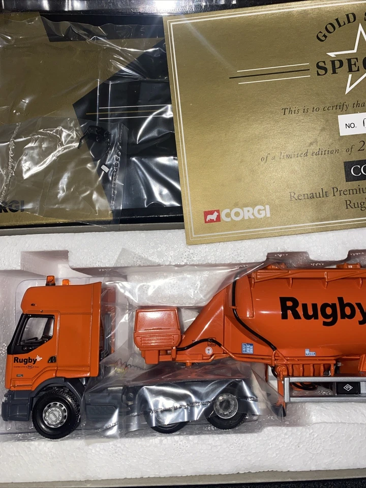 CORGI RENAULT PREMIUM FELDBINDER TANKER - RUGBY CEMENT SCALE 1:50 CC12105 - Image 3 of 4