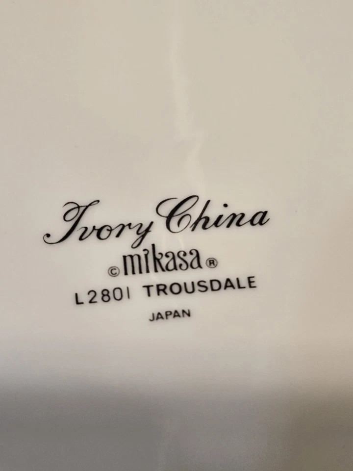 4 juegos de tazas y platillos de porcelana marfil Mikasa Trousdale Japón como nuevos Foto 3 de 4
