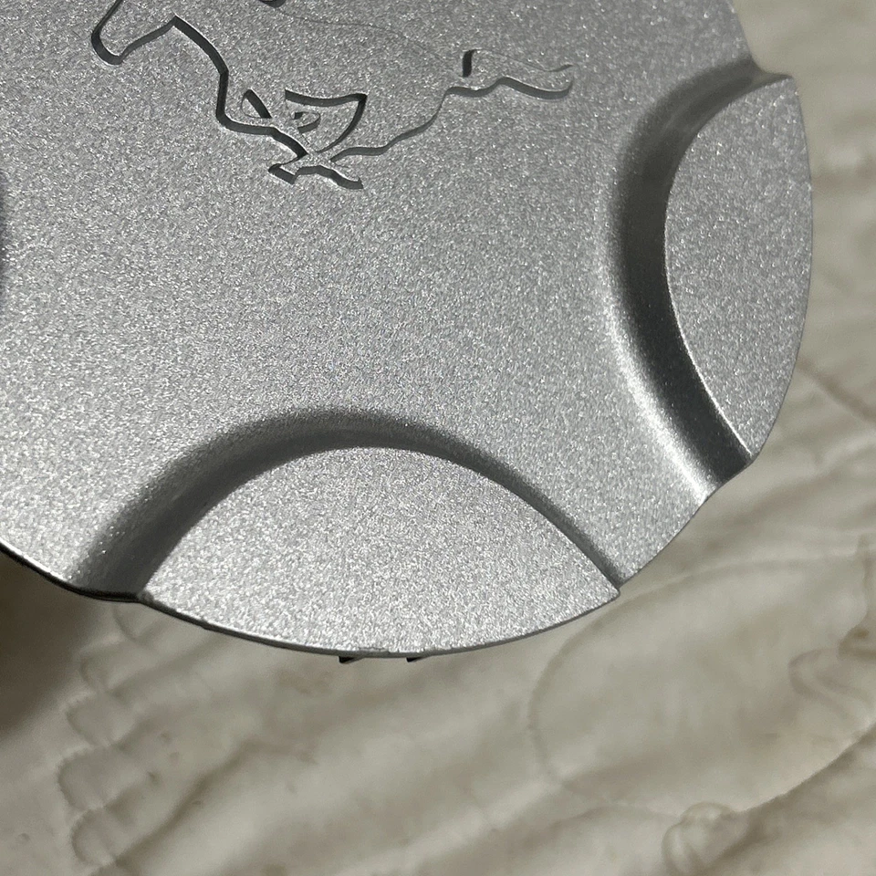 1999-2004 Ford Mustang GT Aluminum Silver Rim Wheel Center Hub Cap XR33-1A096-CB Foto 4 de 4