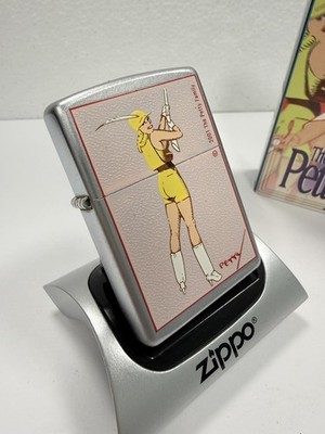 ORIGINAL Zippo Feuerzeug THE PETTY GIRL SHARPSHOOTER PIN UP Satin Chrome 2000 NEU