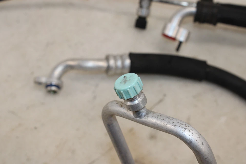 2010-2012 现代 Genesis Coupe 3.8 升空调管套装原始设备制造商 LR57 — 第 4/4 张图片