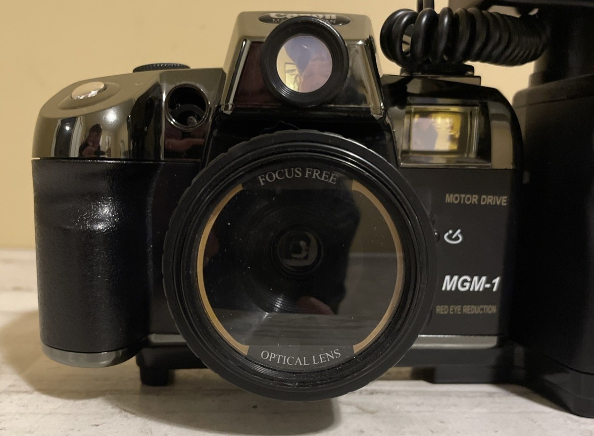 Canon Motor Drive MGM-1 Film Camera With 1:6.3 50mm Lens & Flash