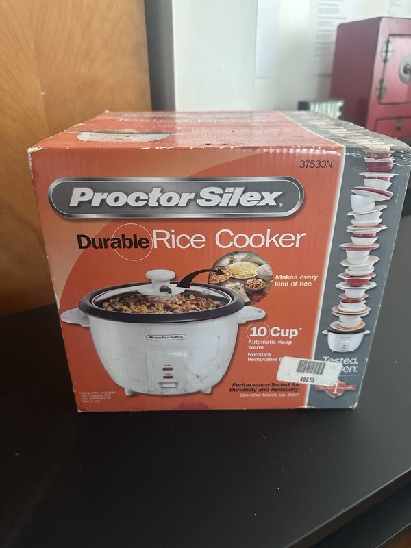 Proctor Silex Rice Cooker 10 Cup Capacity Model 37533N White