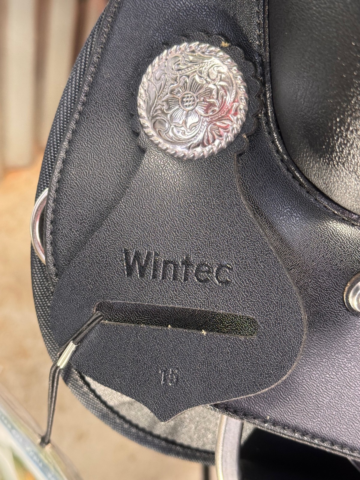 🌵15"  WINTEC Light Weight ROUND SKIRT Western Saddle ~ Black ~ Demo Model 🌵