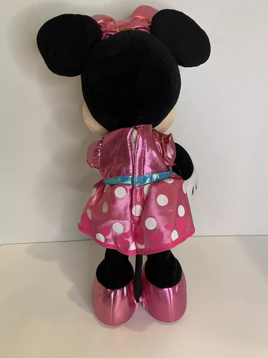 Minnie mouse cheap skating doll