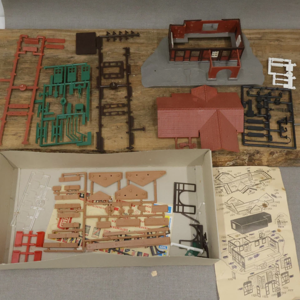 Vtg HO Scale Kibri 9494 Kit Bahnhof Stgt Rohr Train Station Partially Assembled - Image 2 of 3