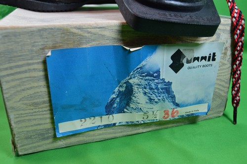 Chaussures de ski vintage Davos Summit, pointure 5 1/2, 5,5, rouge et noir avec boîte, 2210 - Photo 2/9