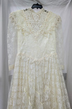 Vintage 90s Jessica McClintock Victorian Style Ivory Wedding Dress - Size 13/14