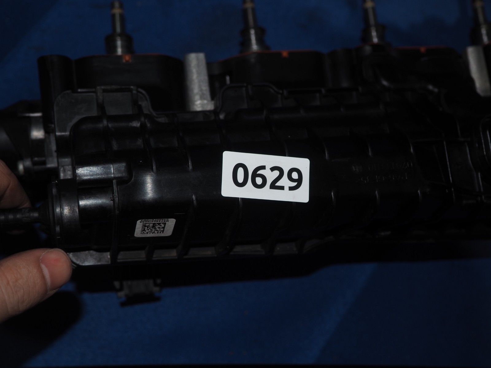 2013-2018 Audi RS7 S6 S8 Bentley 4.0L V8 Engine Right Lower Intake Manifold NICE