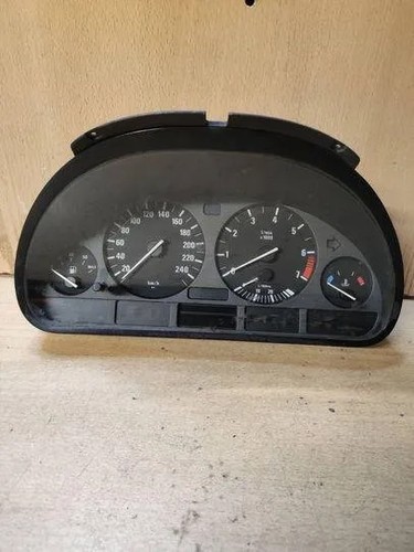BMW 5 E39 Kombiinstrument 110008735001 8375369 2.80 Petrol 142kw 1996 24419117