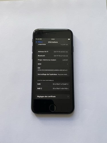 Apple iPhone SE 2020 128 Go Noir + Accessoires NEUFs + Câble USB NEUF -fissure - Photo 10/15