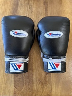 Winning Boxing Gloves 12 oz Black Lace Up