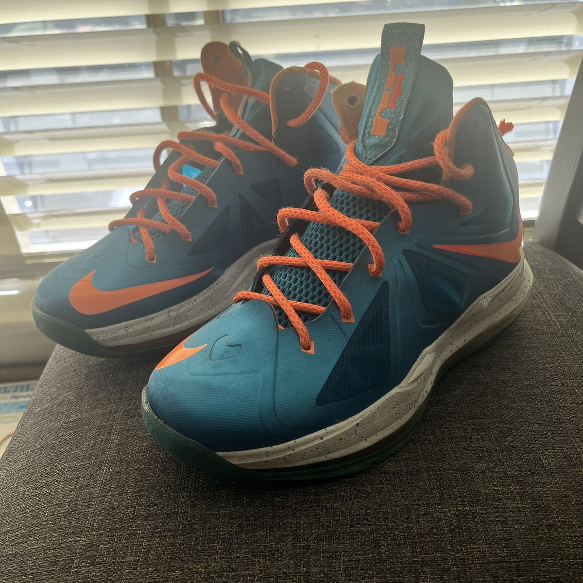 Nike Lebron X GS Turquoise Size 5.5 youth Orange Basketball